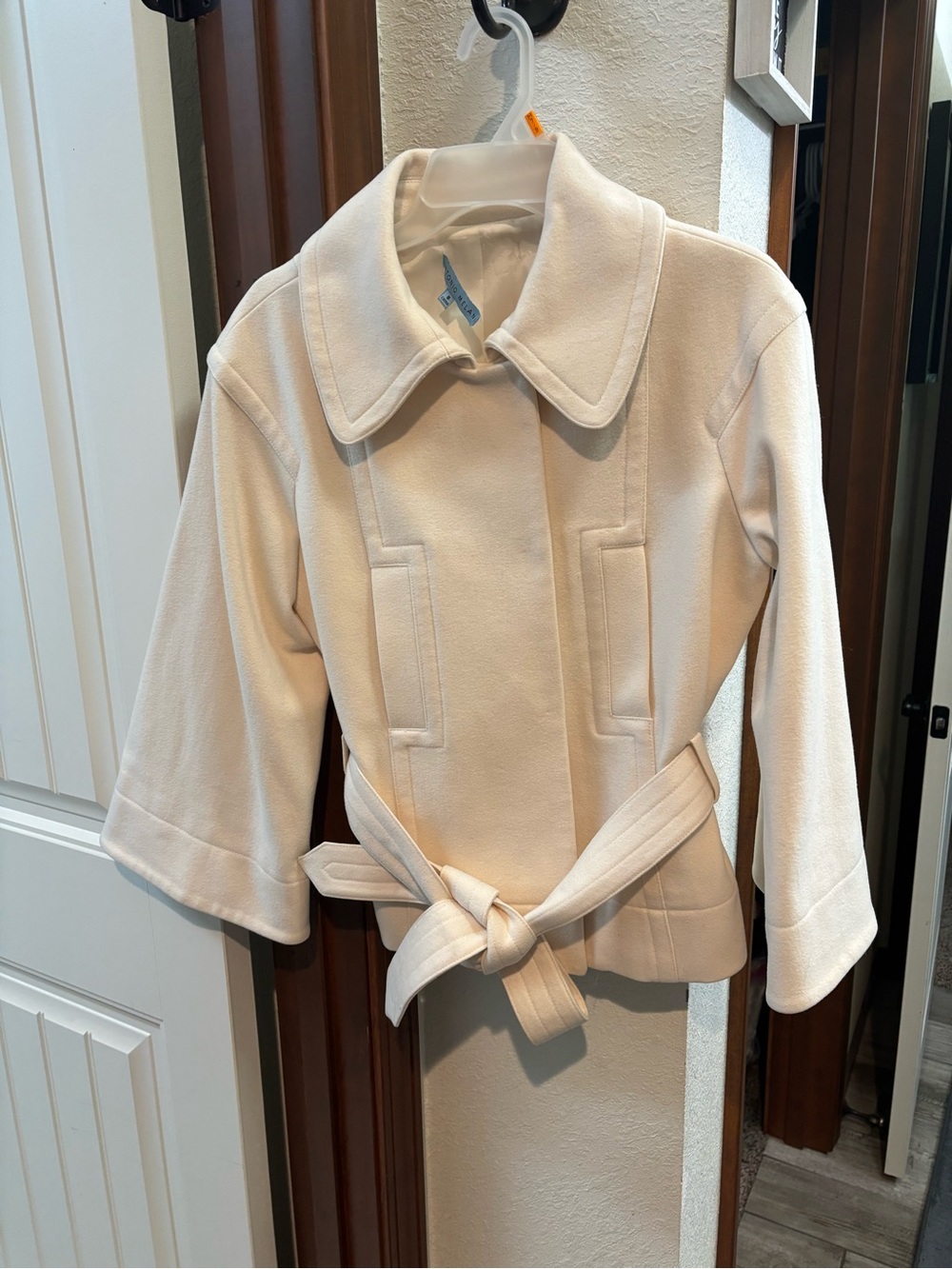 ANTONIO MELANI Cream Belted Pea Coat